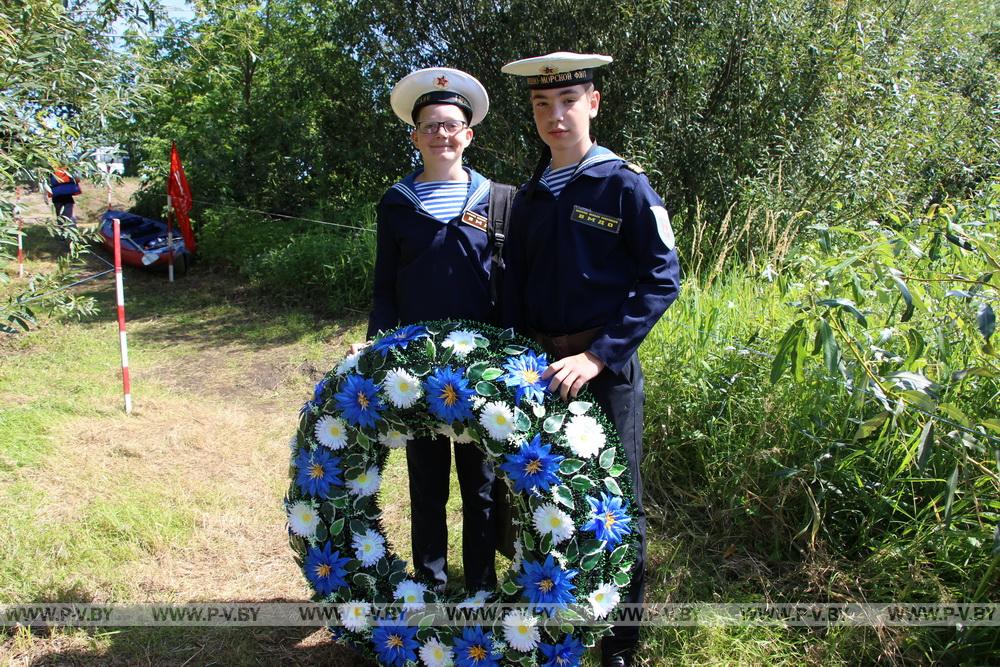 В Пинском районе организовали водный поход по боевому пути Днепровской военной флотилии