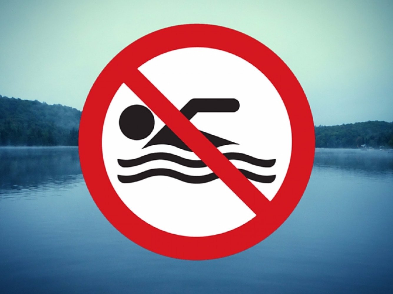 Купаться нельзя река. Знак «купаться запрещено». Знак запрета купания. Знаки запрещающие купаться в водоемах. Купание запрещено табличка.