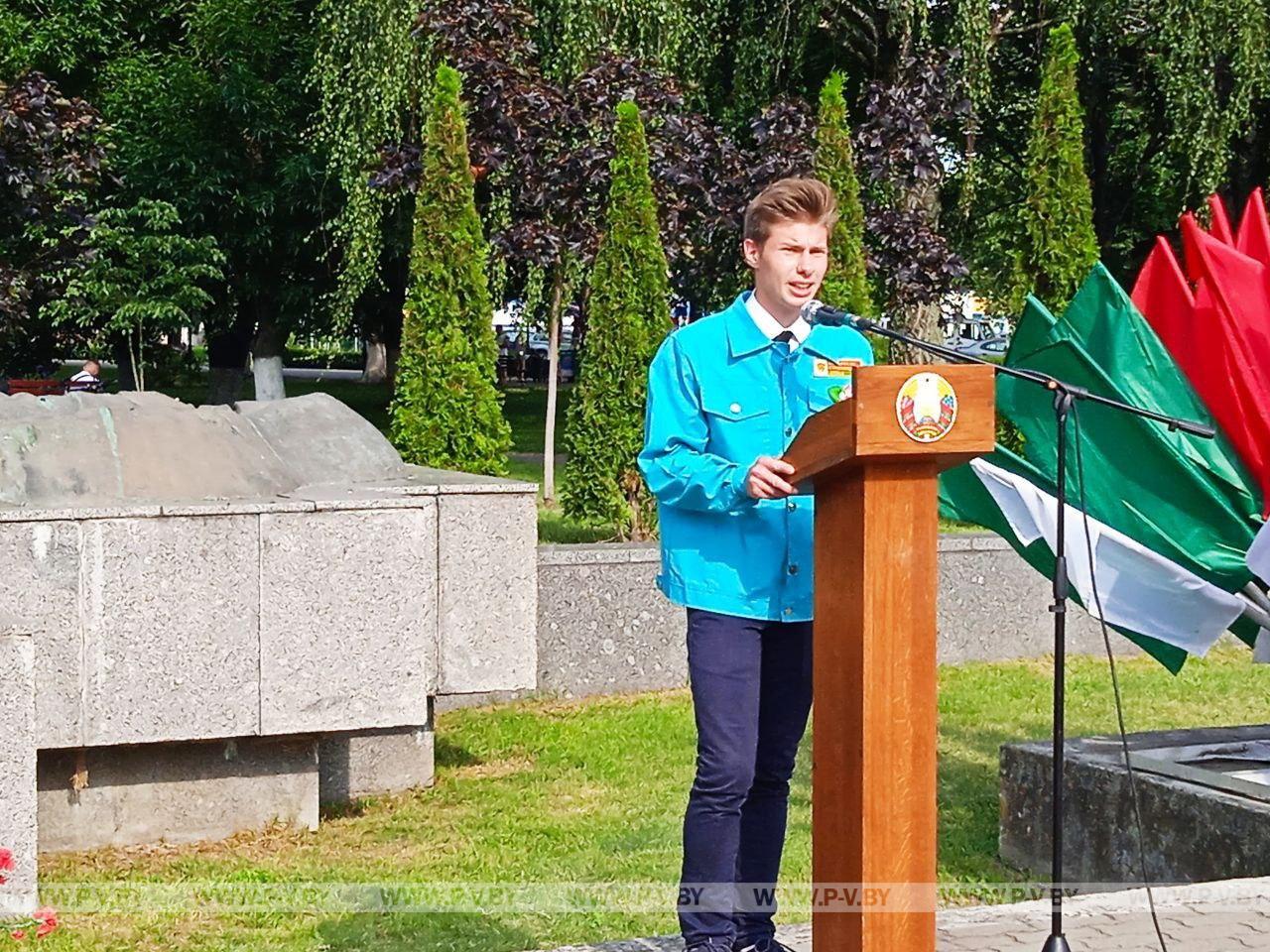 Праздник дня освобождения Пинска завершился митингом и  большой творческой программой на партизанской поляне