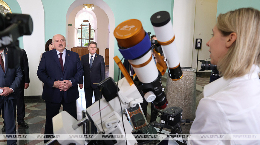 Лукашенко: в этом году необходимо окончательно дошлифовать систему образования в Беларуси