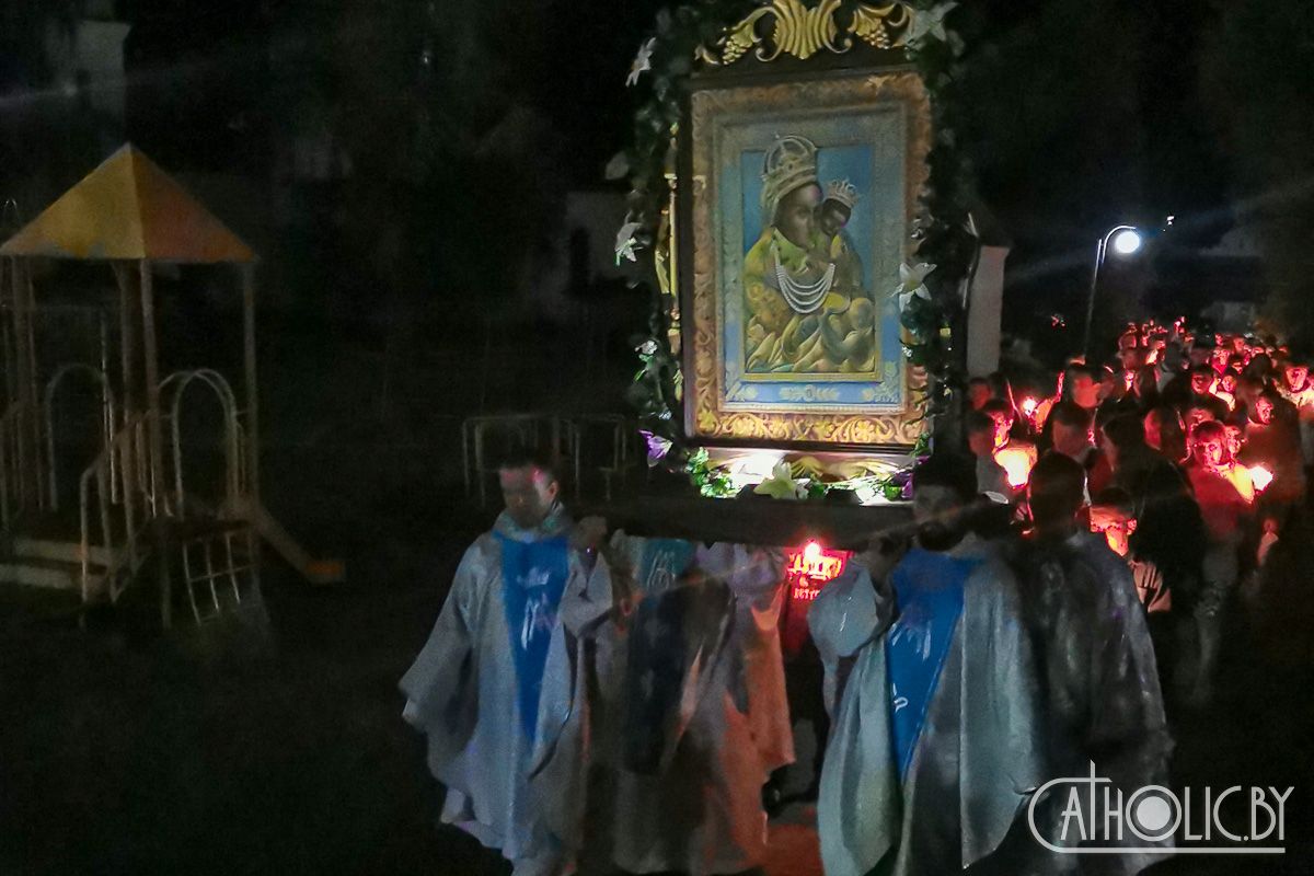 У Лагішыне адбыўся фэст Маці Божай Каралевы Палесся