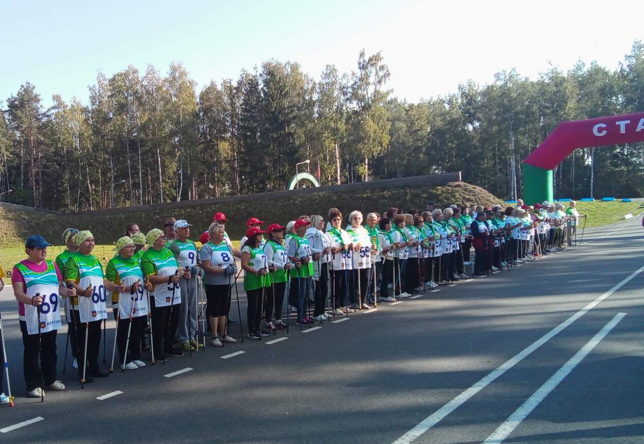 Команда Пинщины представила регион на II Республиканском марафоне по скандинавской ходьбе «Шаг к долголетию»