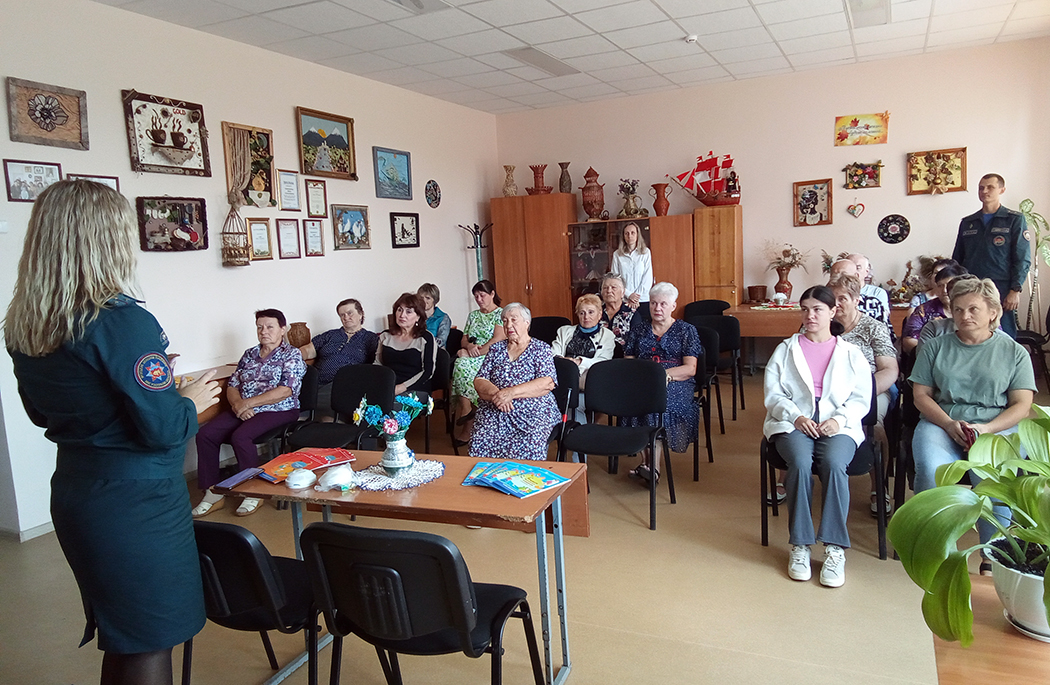 Как сделать дом более безопасным, узнали жители Логишина