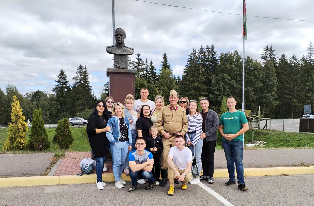 Медики Пинщины посетили историко-культурный комплекс «Линия Сталина»