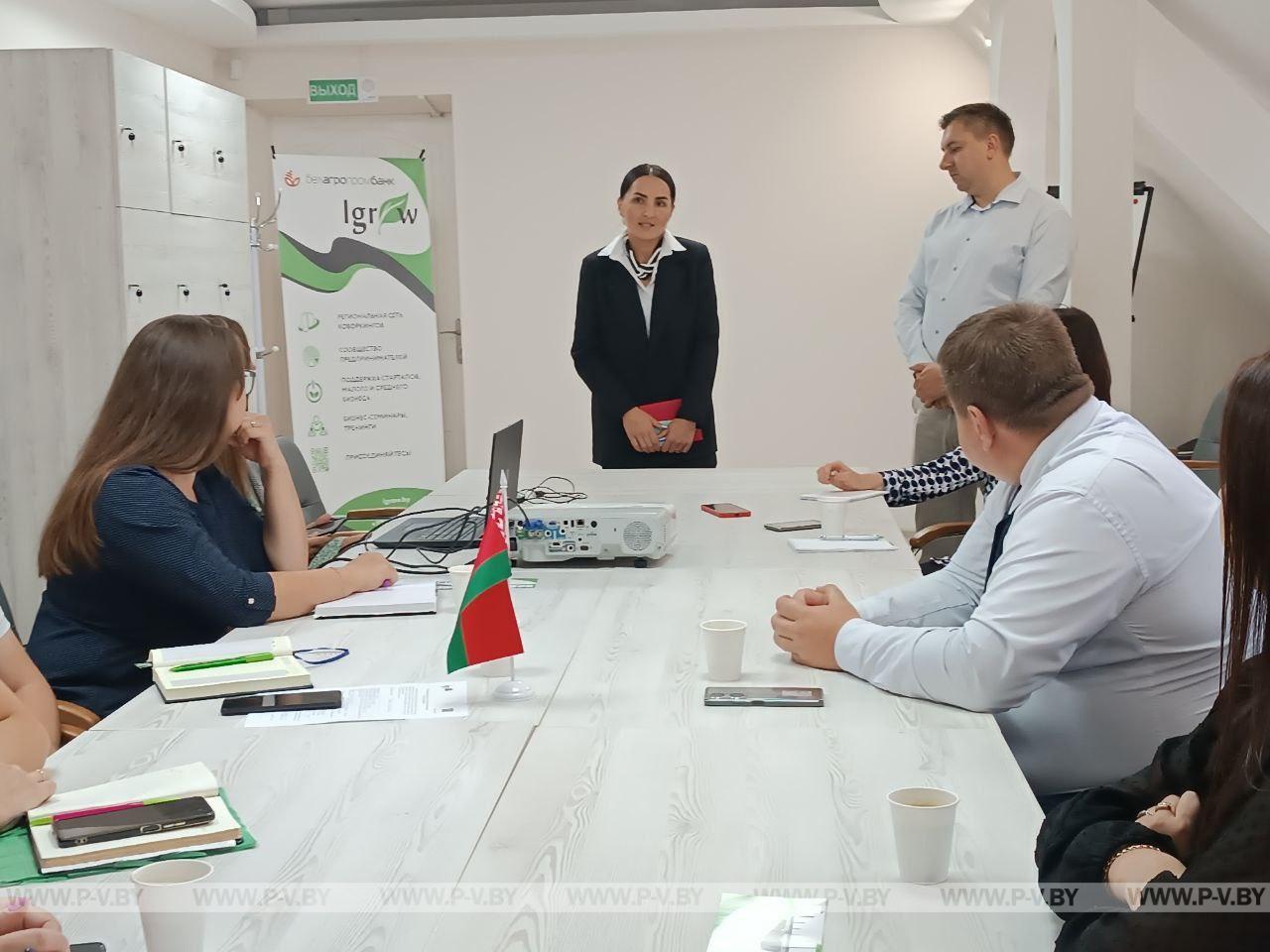 В Центре притяжения «Igrow» организовали тренинг «Социальные сети. Продвижение в соцсетях» для молодежи Пинского района