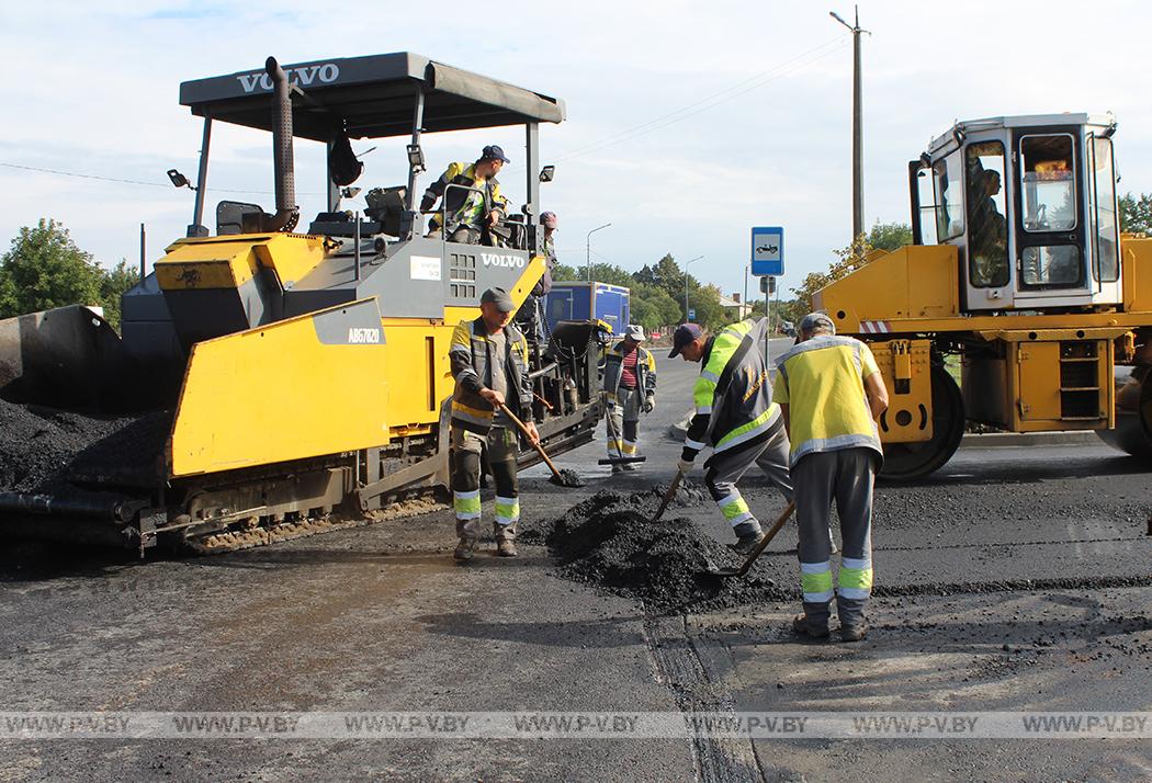 С начала текущего года более 70 тысяч квадратных метров дорог заасфальтировано в Пинске
