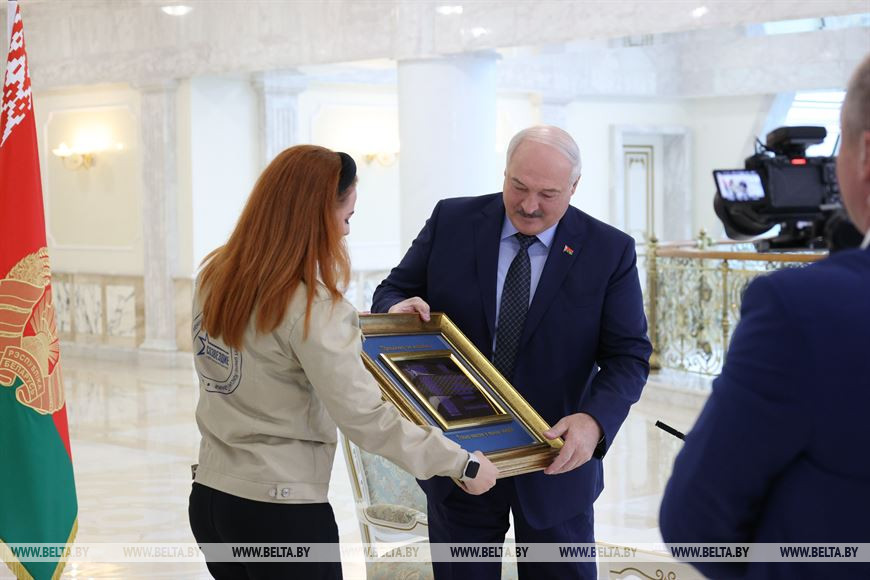 Лукашенко встретился с молодежным активом