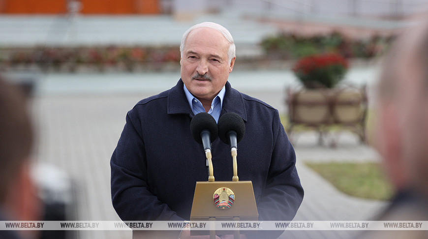Лукашенко: завершение БелАЭС - один из подарков народу Беларуси к 7 ноября