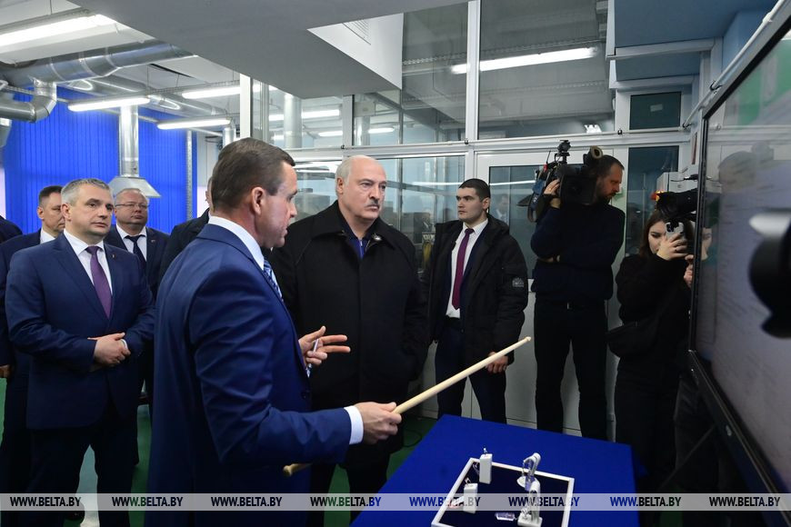 Лукашенко о санкциях: мы выстояли, у нас есть куда продать нашу продукцию