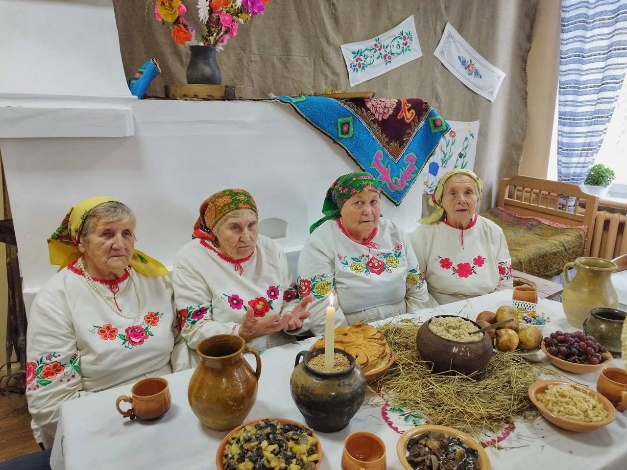 В Мерчицком центре традиционной культуры и быта «Спадчына Палесся» воссоздали элемент народного обряда праздника «Дзяды»