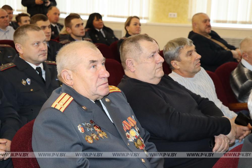 Службе участковых инспекторов – 100 лет. Побывали на празднике в Пинском РОВД