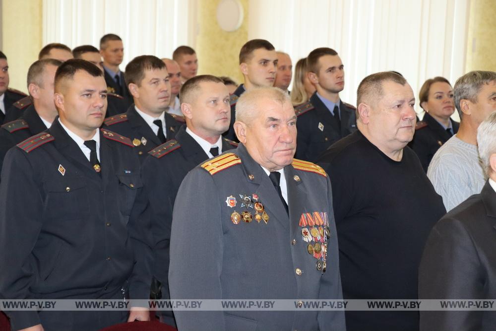 Службе участковых инспекторов – 100 лет. Побывали на празднике в Пинском РОВД