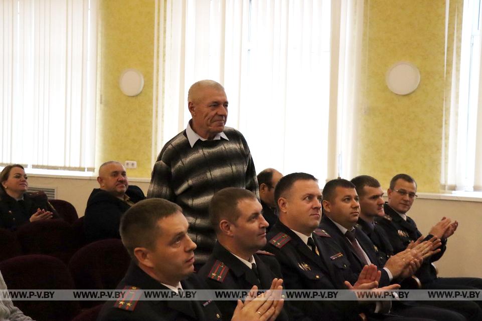 Службе участковых инспекторов – 100 лет. Побывали на празднике в Пинском РОВД