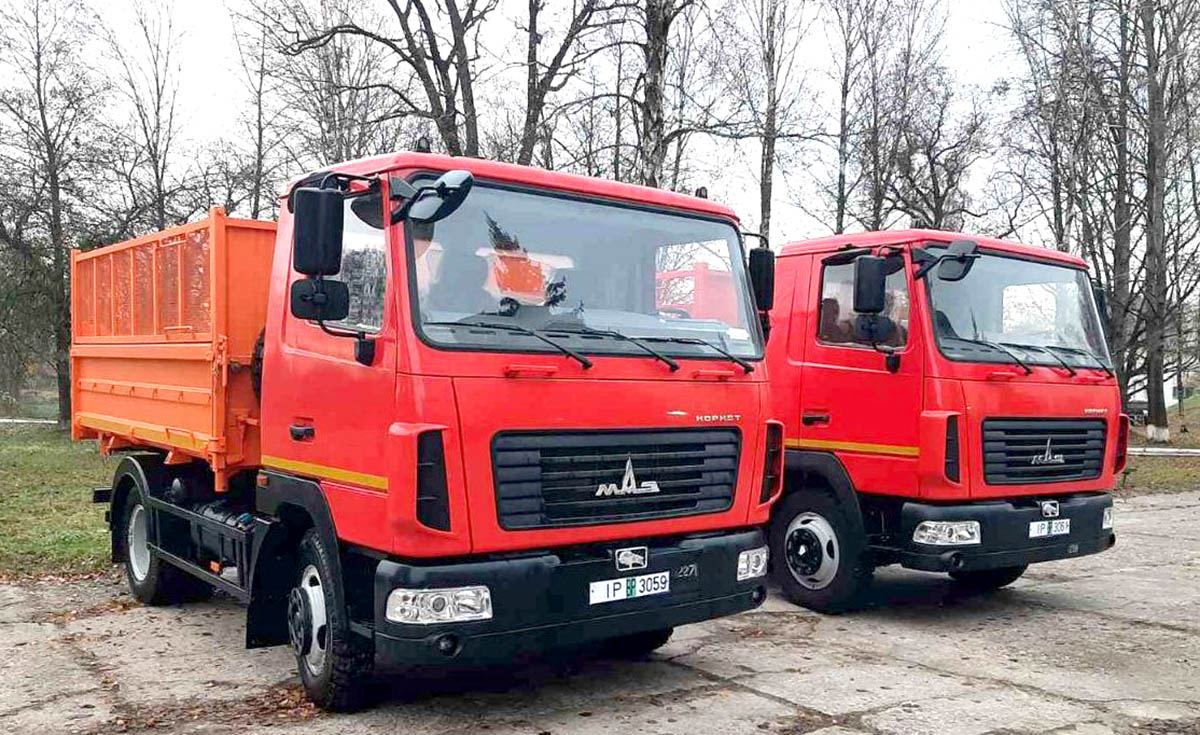 Два новых МАЗа переданы Пинскому аграрному колледжу