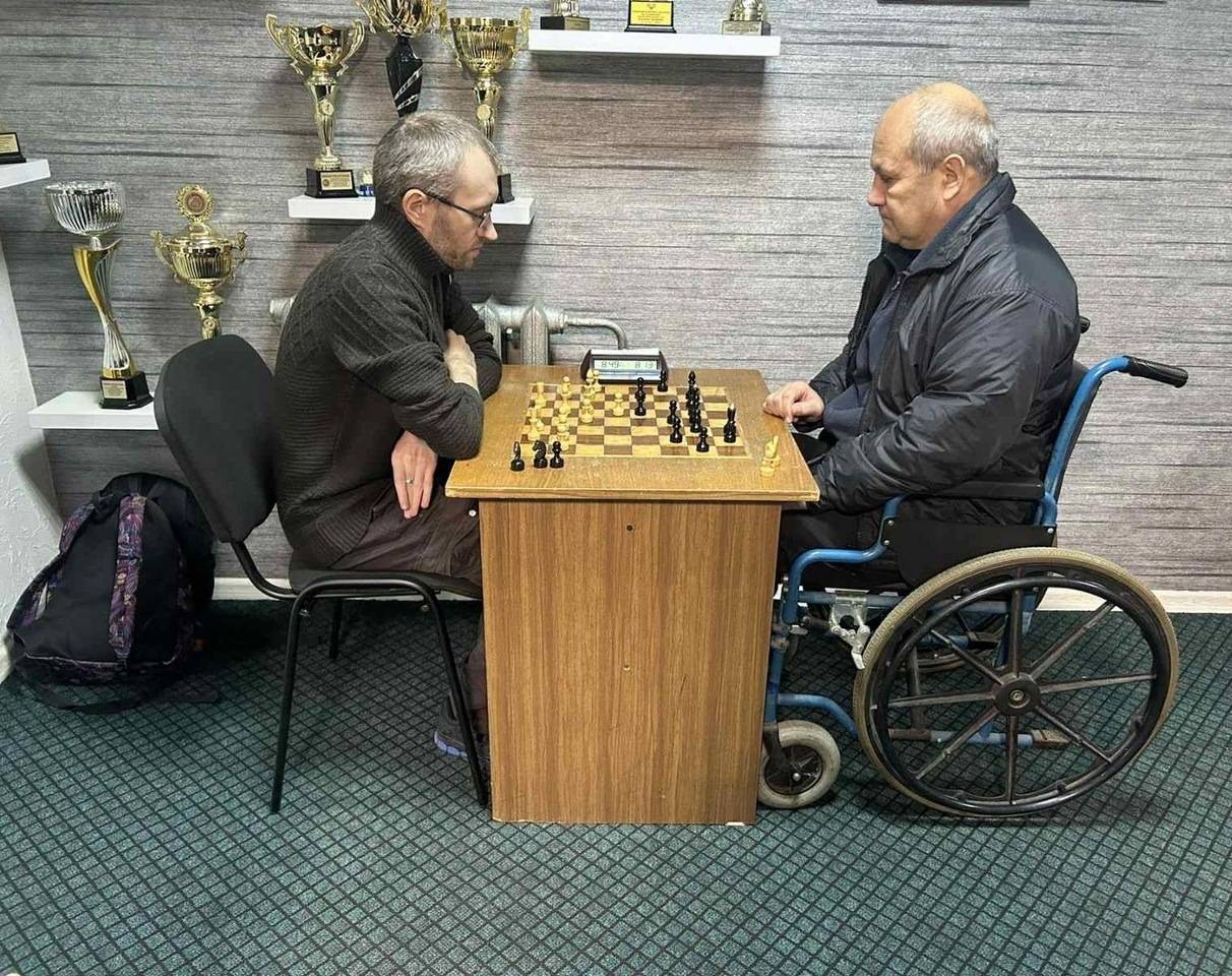 Пинчанин стал чемпионом области открытого чемпионата по шахматам и русским шашкам