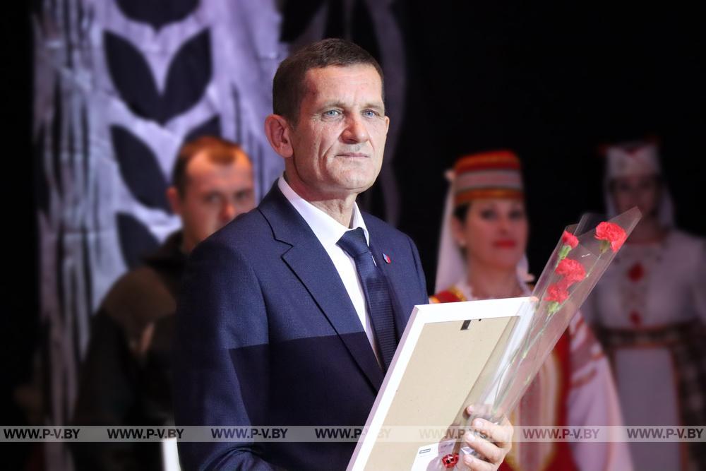 Глава райсельхозпрода: о рекордном урожае кукурузы и важности сохранения традиций пинскими аграриями