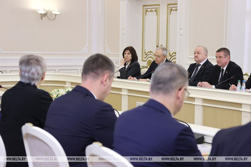 Лукашенко: с 1 января в Беларуси должна быть четкая, понятная система регулирования цен