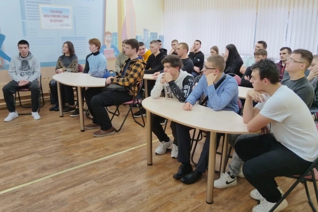 Узнали, как в Пинске прошел Всемирный день борьбы со СПИДом