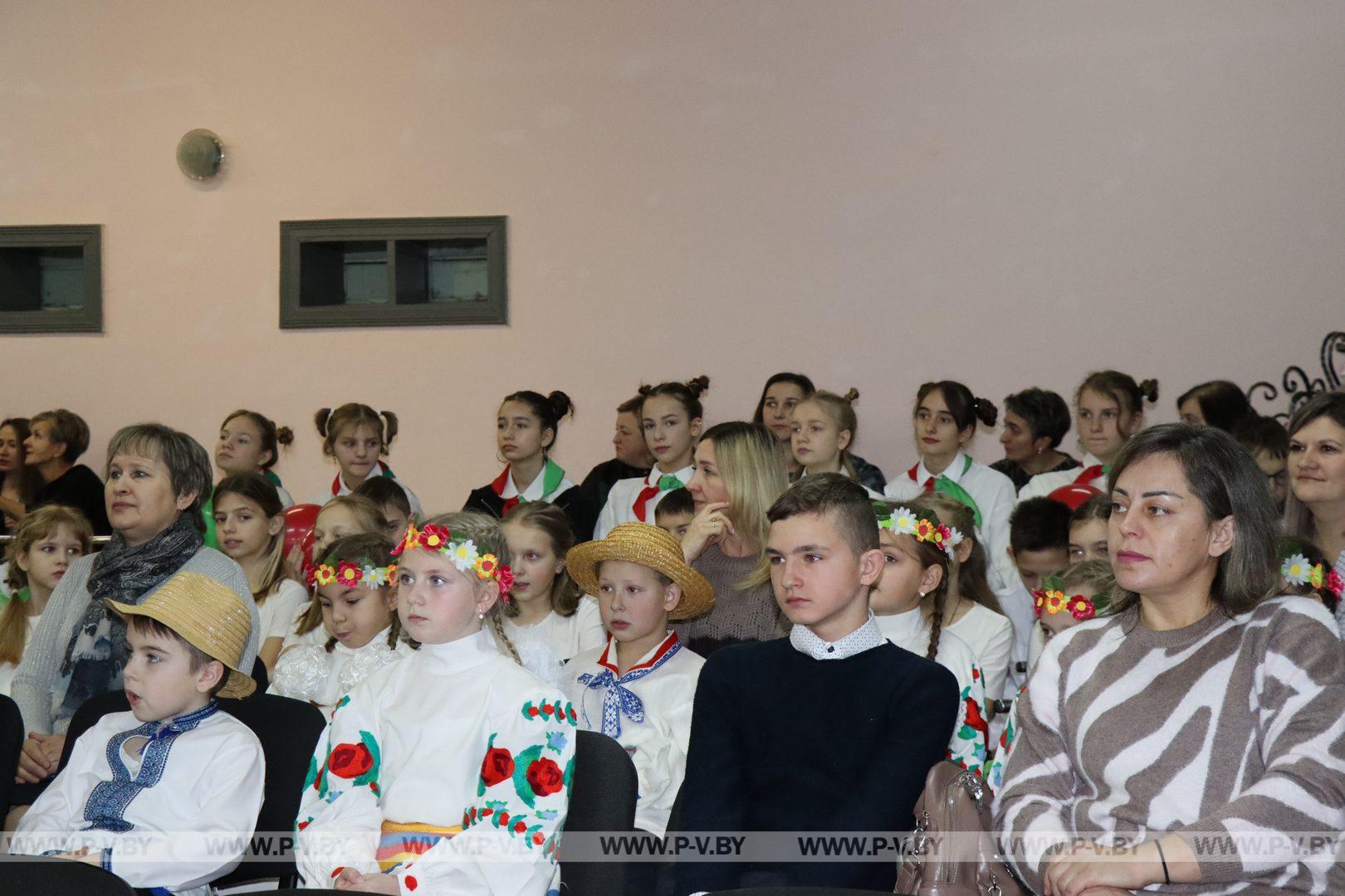 Побывали на районном инклюзивном фестивале детского творчества «Шаг навстречу»