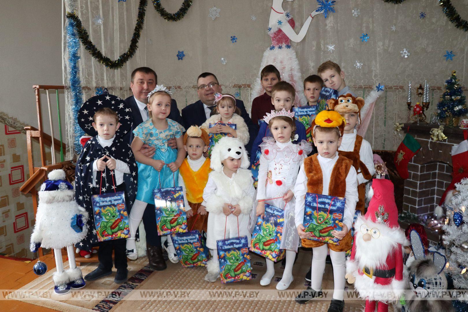 На Пинщине стартовала новогодняя благотворительная акция «Наши дети»