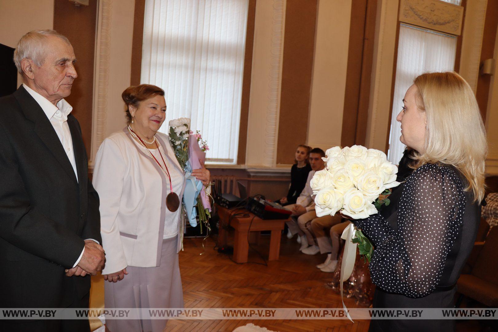 60-летие совместной жизни отметили супруги Пикула из агрогородка Молотковичи