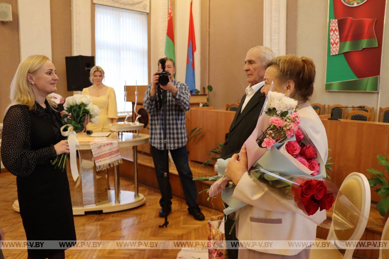 60-летие совместной жизни отметили супруги Пикула из агрогородка Молотковичи