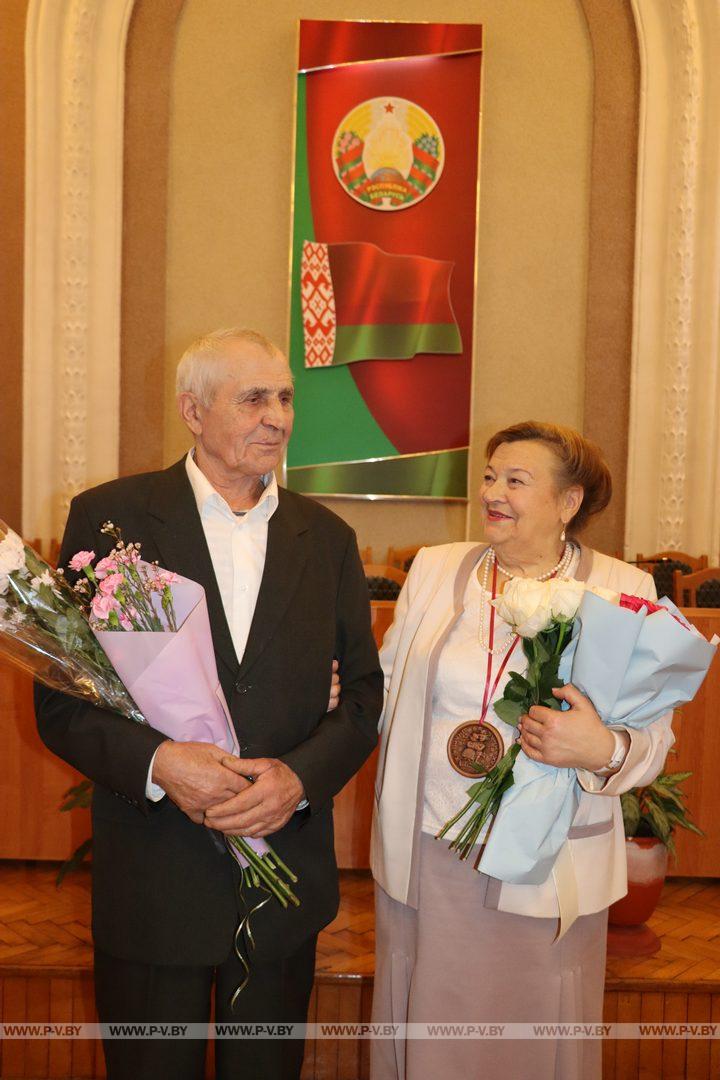 60-летие совместной жизни отметили супруги Пикула из агрогородка Молотковичи