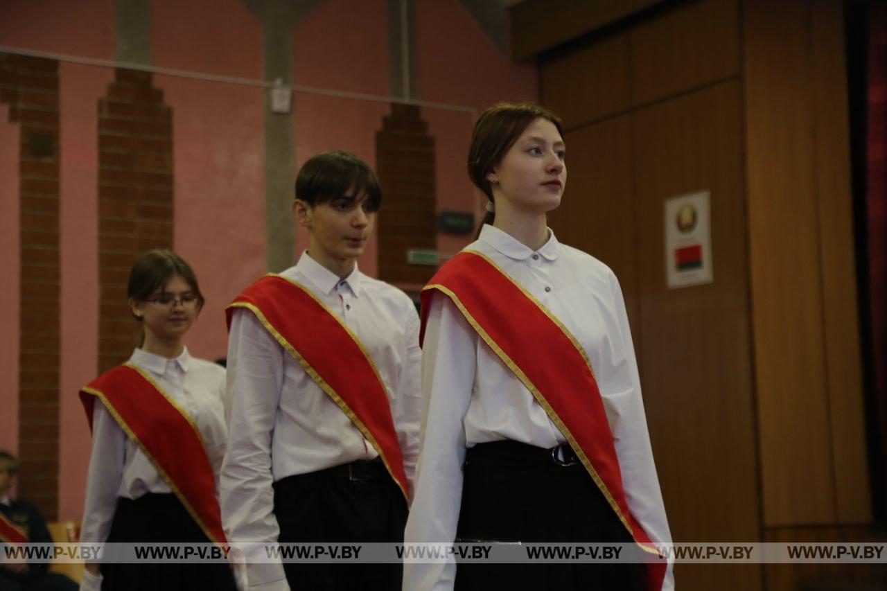 В Пинске выбрали лучшую знамённую группу