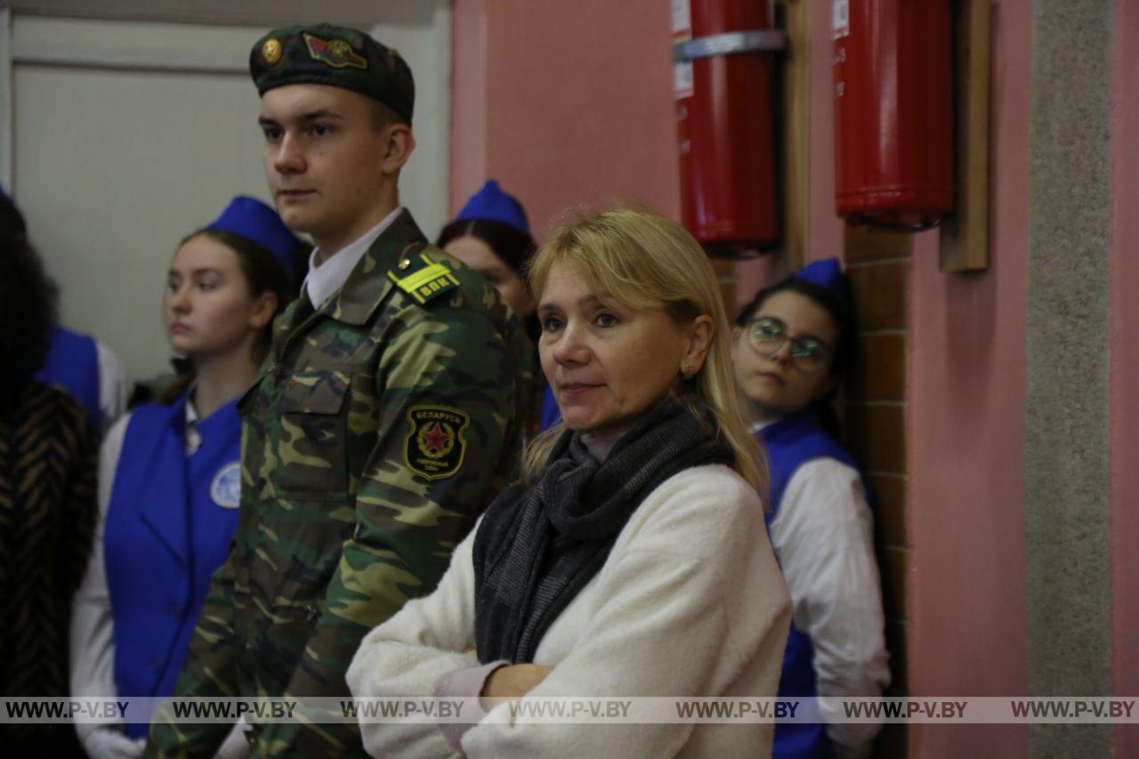 В Пинске выбрали лучшую знамённую группу