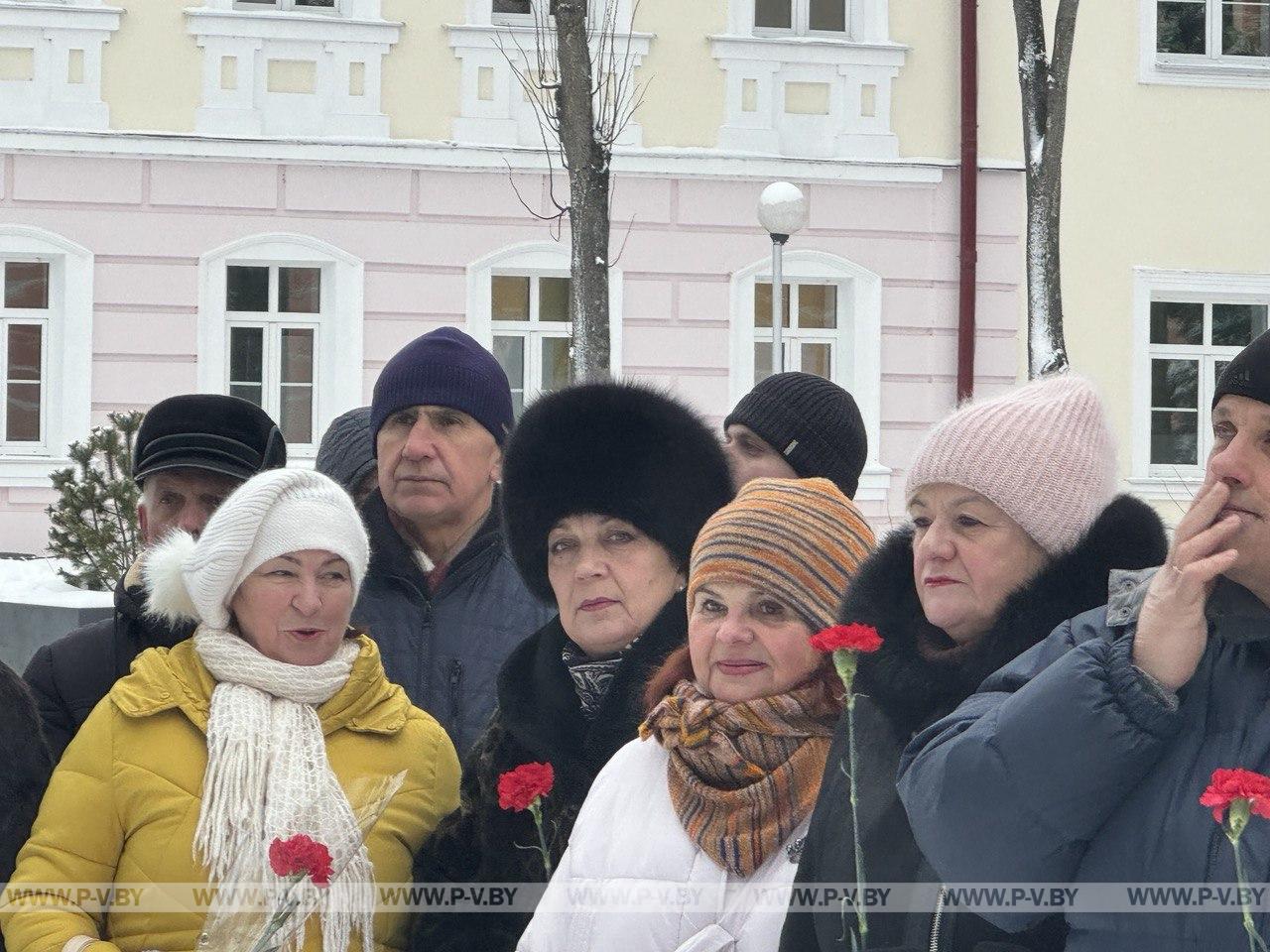 Пинские коммунисты почтили память Владимира Ленина и павших за установление Советской власти на Пинщине земляков