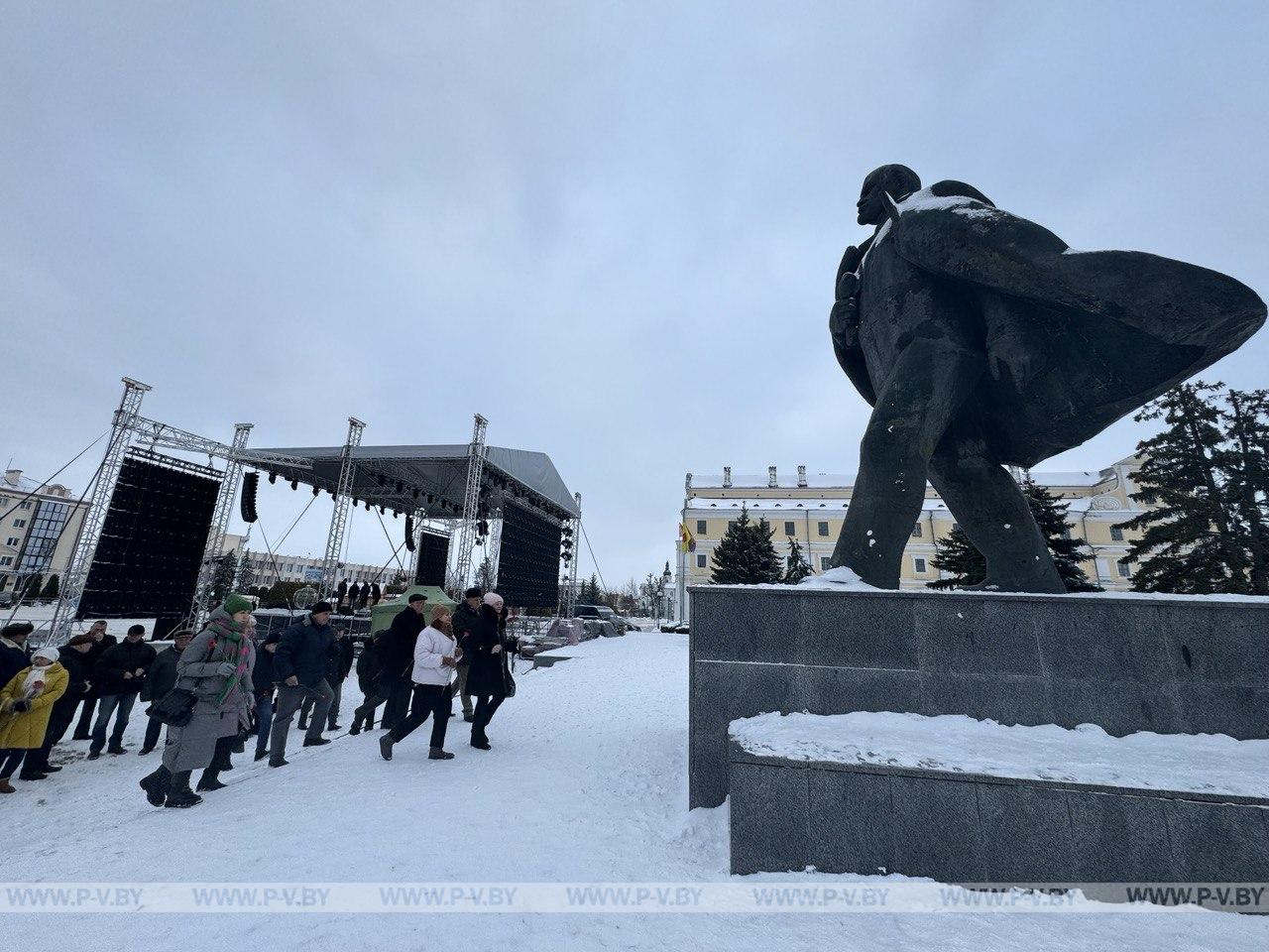 Пинские коммунисты почтили память Владимира Ленина и павших за установление Советской власти на Пинщине земляков