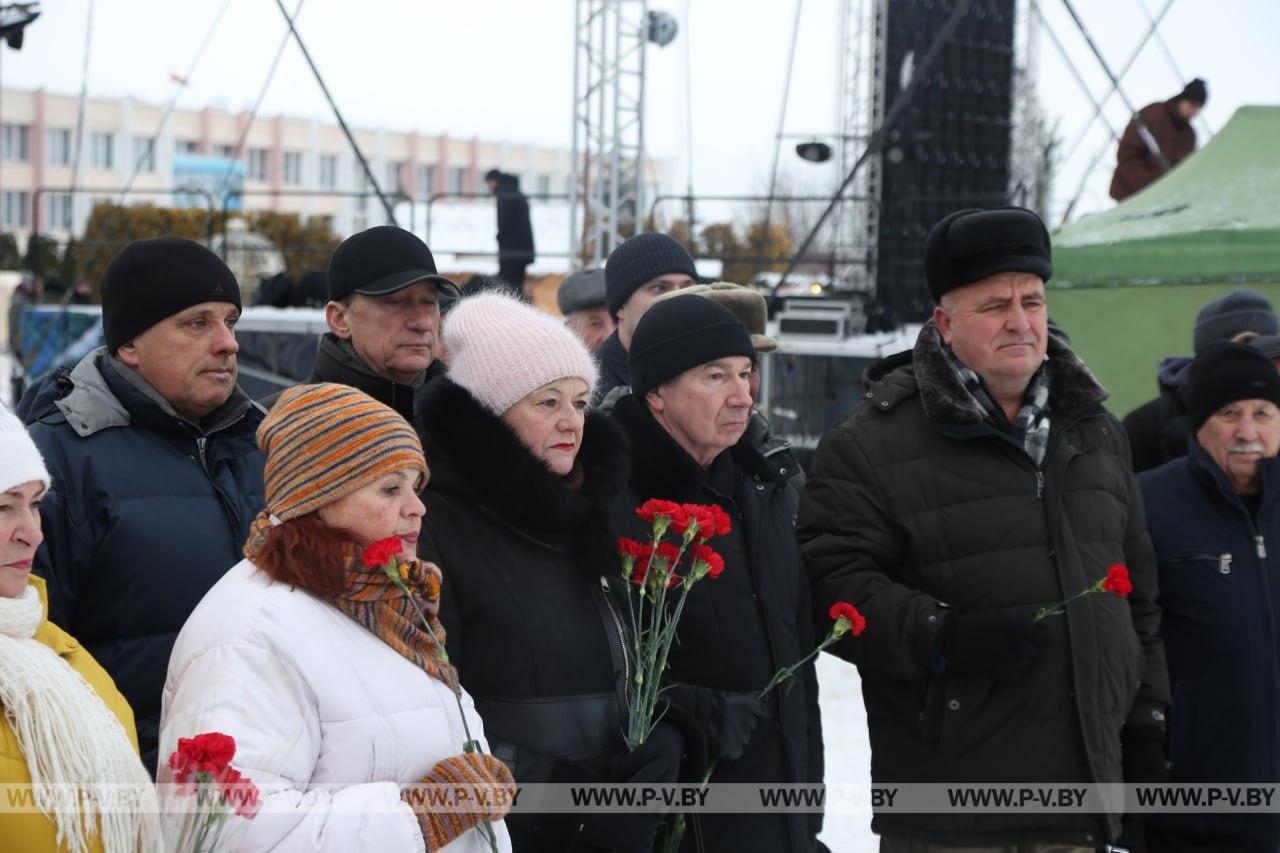 Пинские коммунисты почтили память Владимира Ленина и павших за установление Советской власти на Пинщине земляков