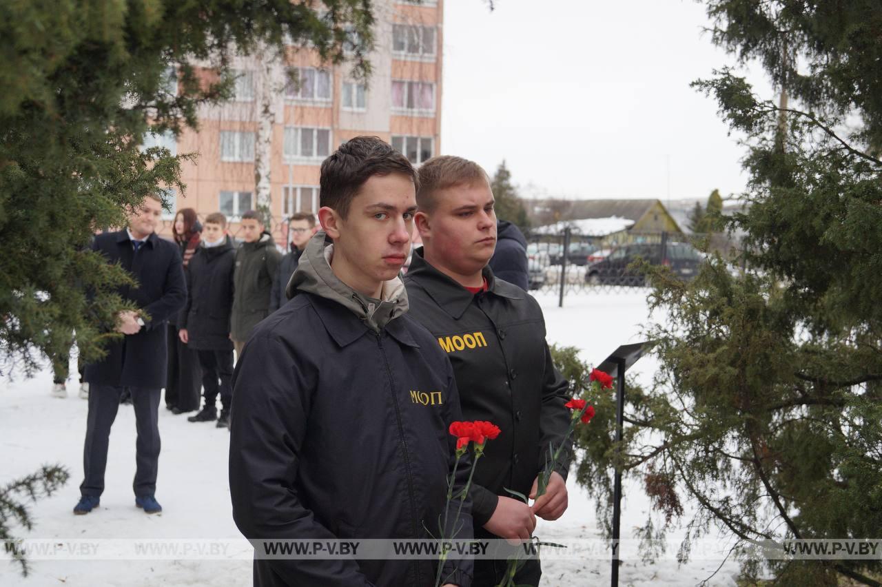 В Пинске в Международный день памяти жертв холокоста запустили традиционную акцию памяти