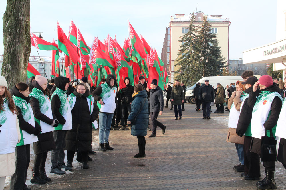 Посмотрели, как ведется подготовка к областному фестивалю-ярмарке «Берестейские сани»