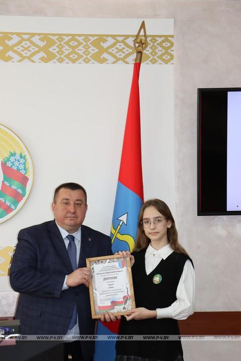 Летопись Героя своей семьи писали школьники района