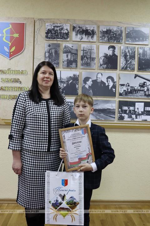Летопись Героя своей семьи писали школьники района