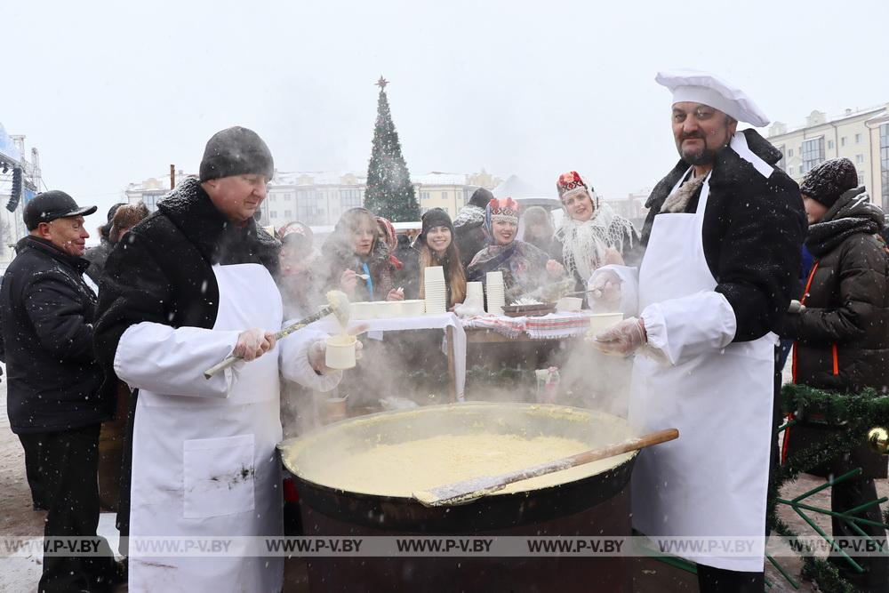 «Берестейские сани-2024»: зафиксирован первый рекорд фестиваля – самая большая порция каши, рассчитанная на тысячу человек