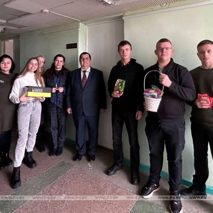 Акция в помощь бездомным животным «Лапа помощи»