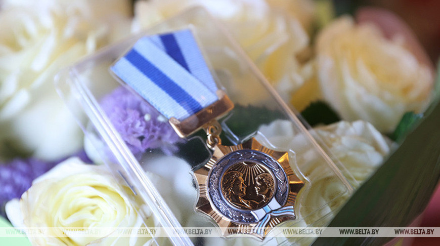 Орденом матери награждены жительницы Пинщины