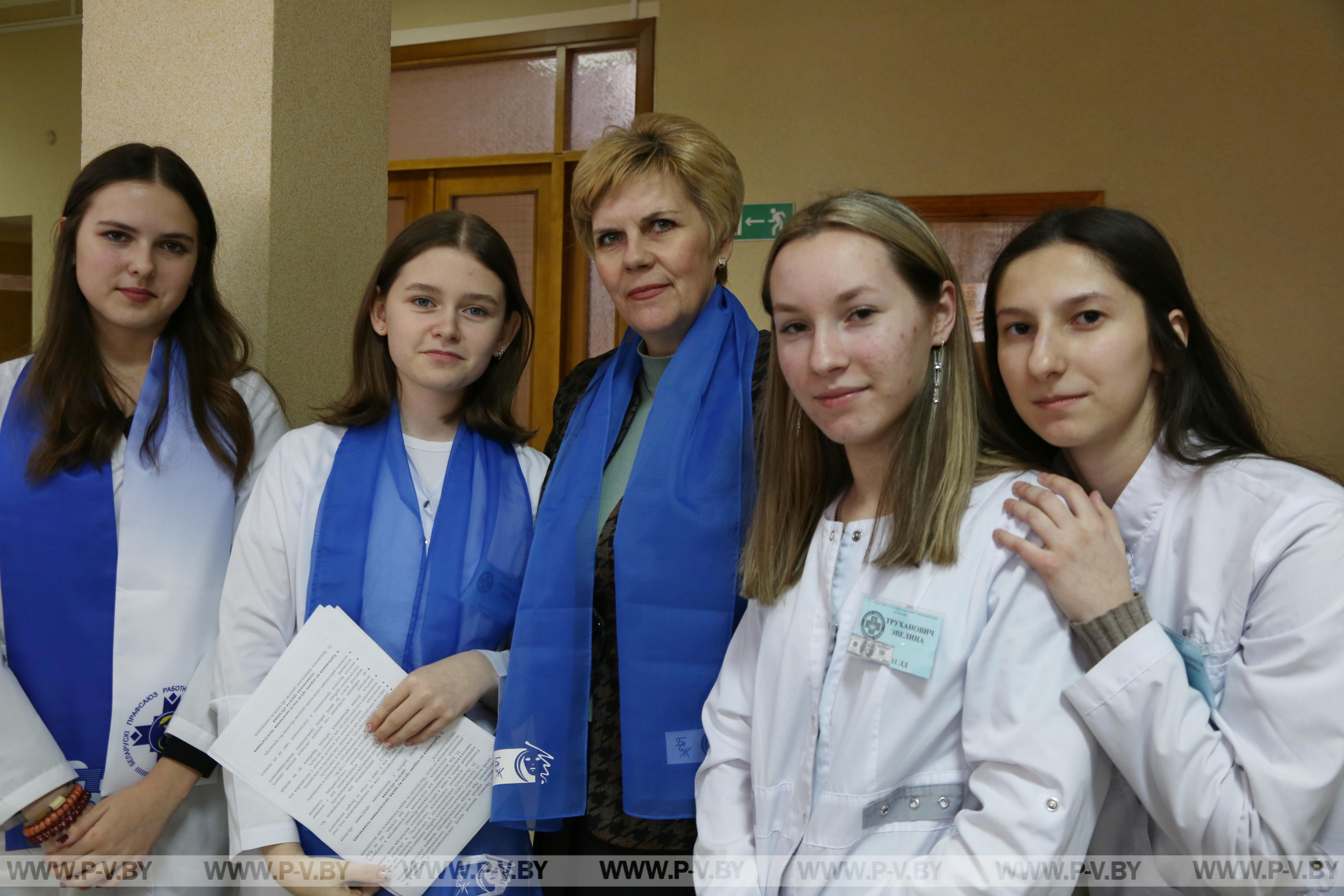 День белорусского языка прошел в учреждении образования "Пинский государственный медицинский колледж"