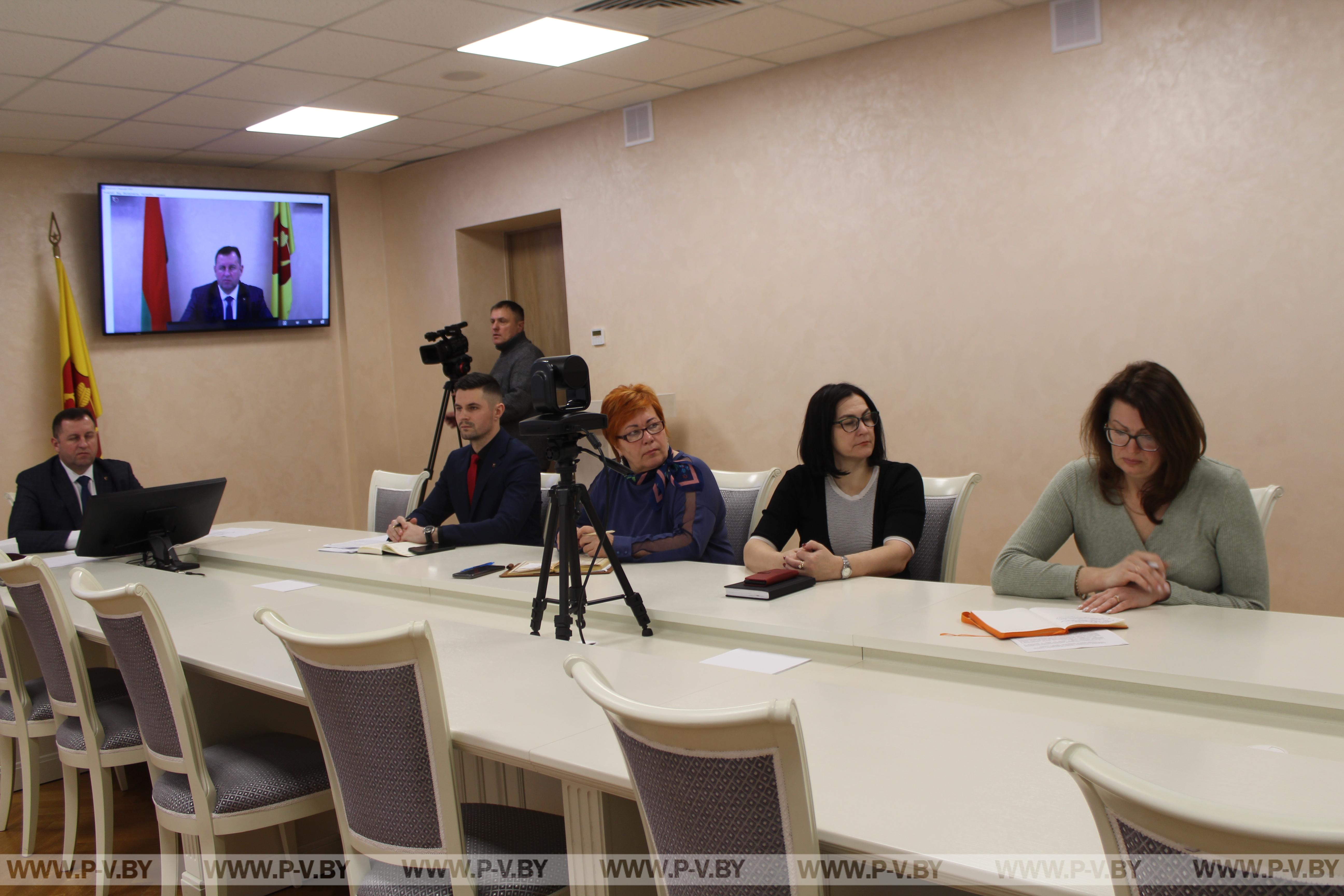 Узнали, о чем шла речь на встрече городских властей с представителями религиозных конфессий Пинска