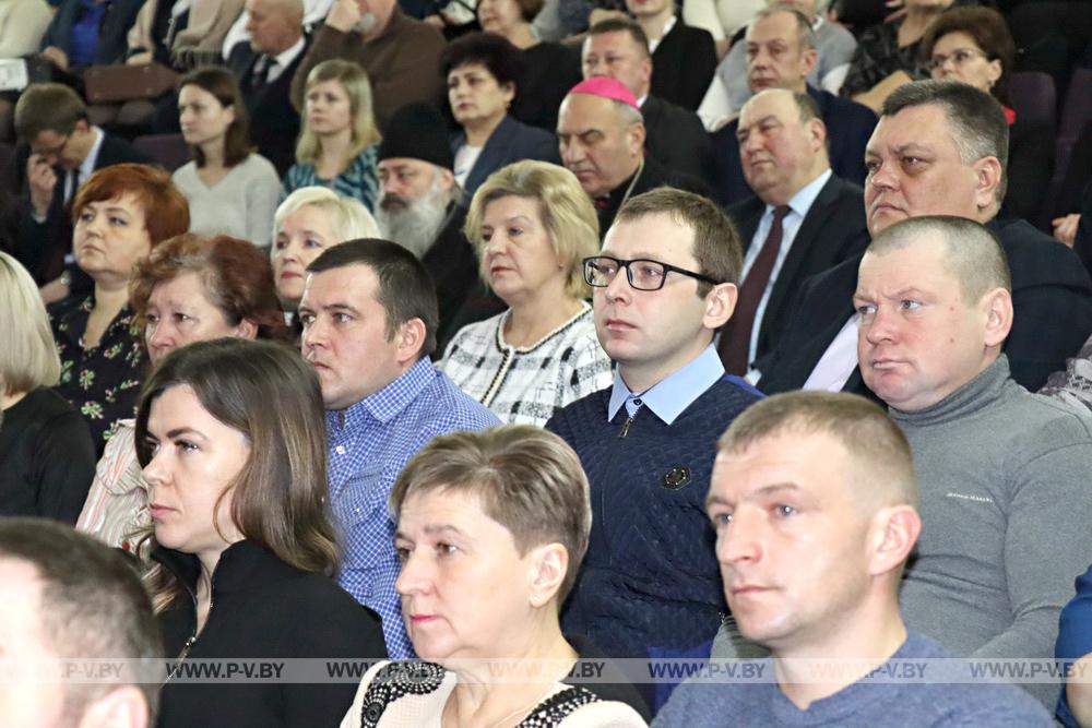 На заседании Пинских райисполкома и райсовета депутатов подвели итоги пятилетки социально-экономического развития района