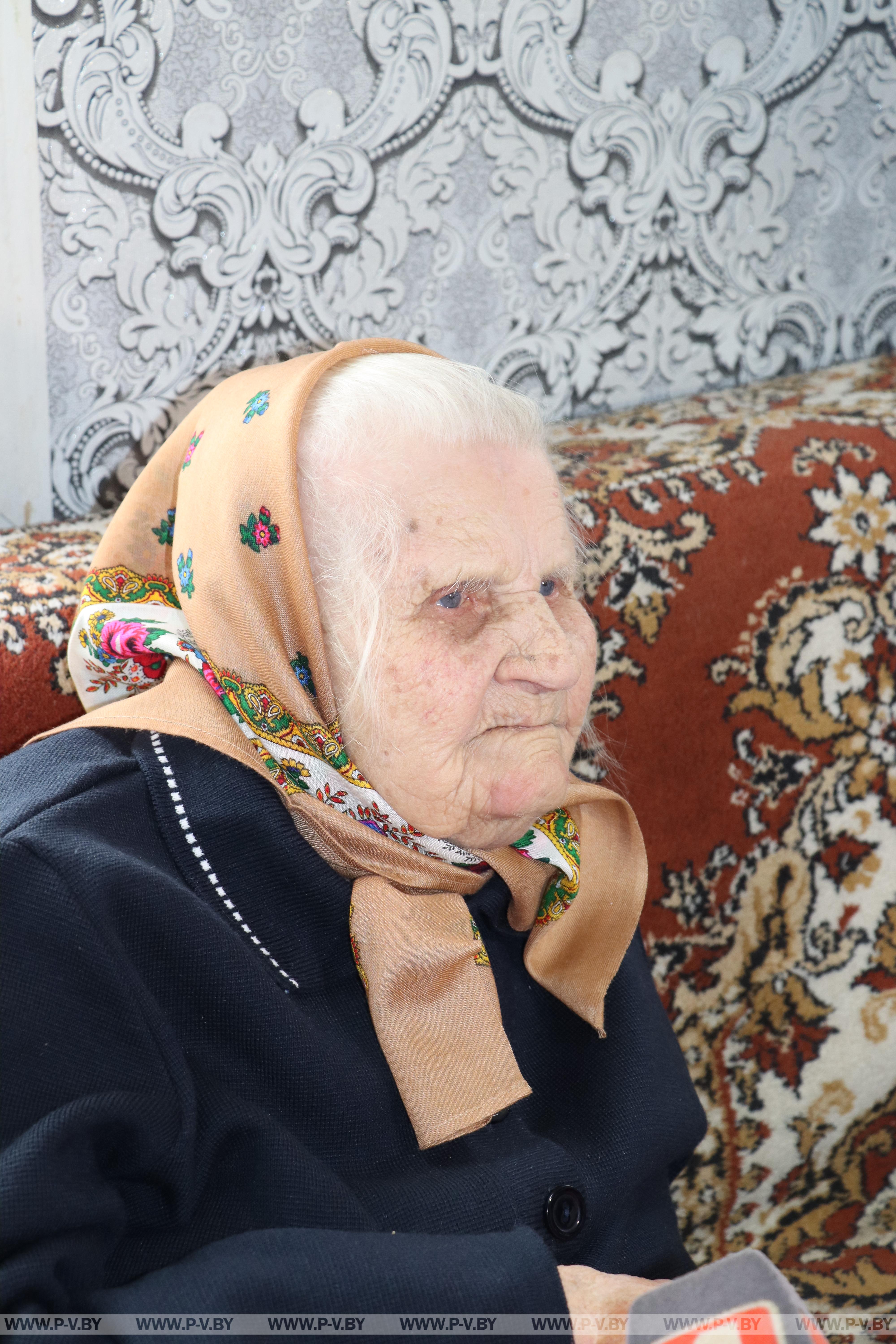 100-летний юбилей отметила Анастасия Григорьевна Малыщицкая из агрогородка Парохонск