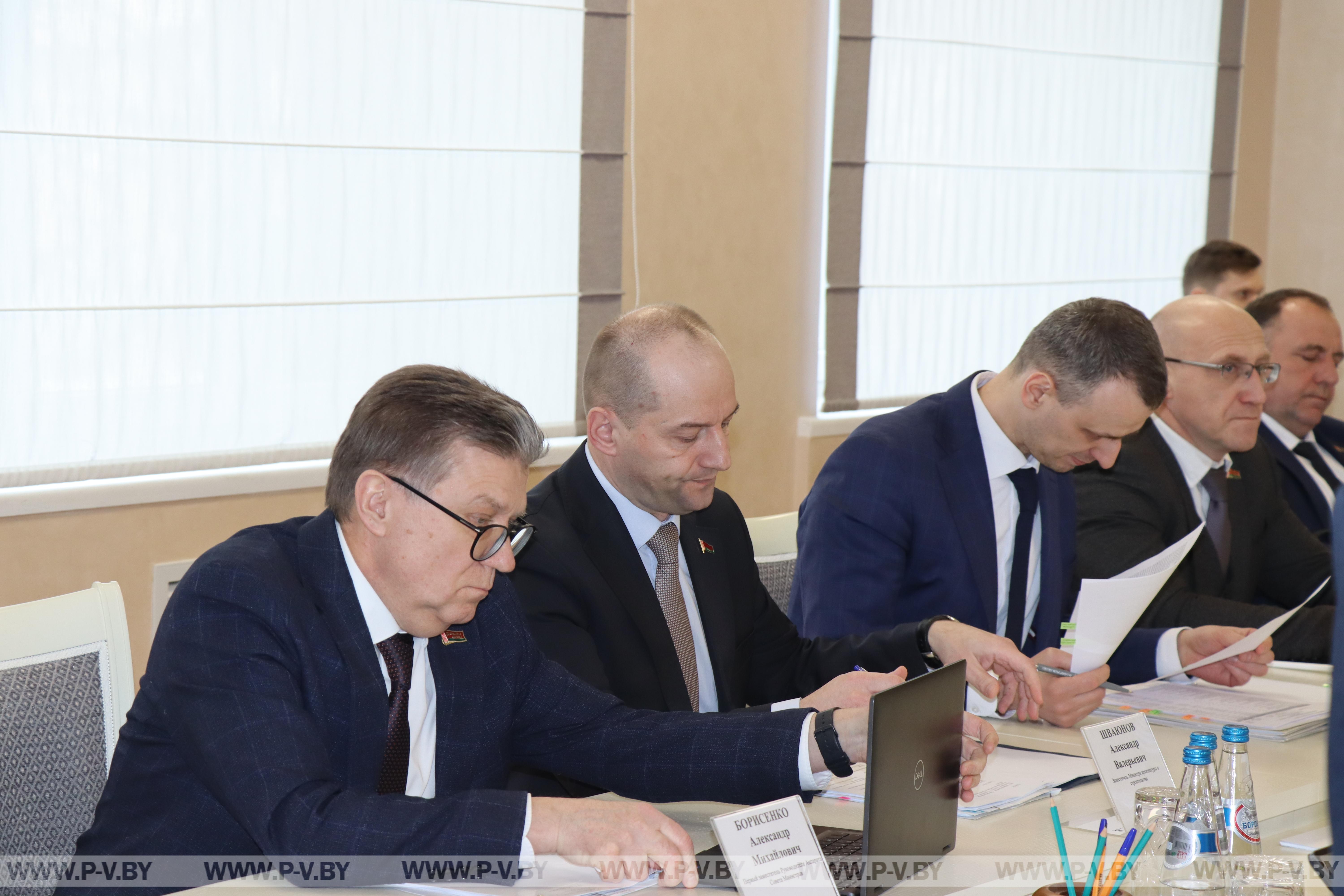 Роман Головченко: «Ключ к развитию Пинска – промышленное развитие»