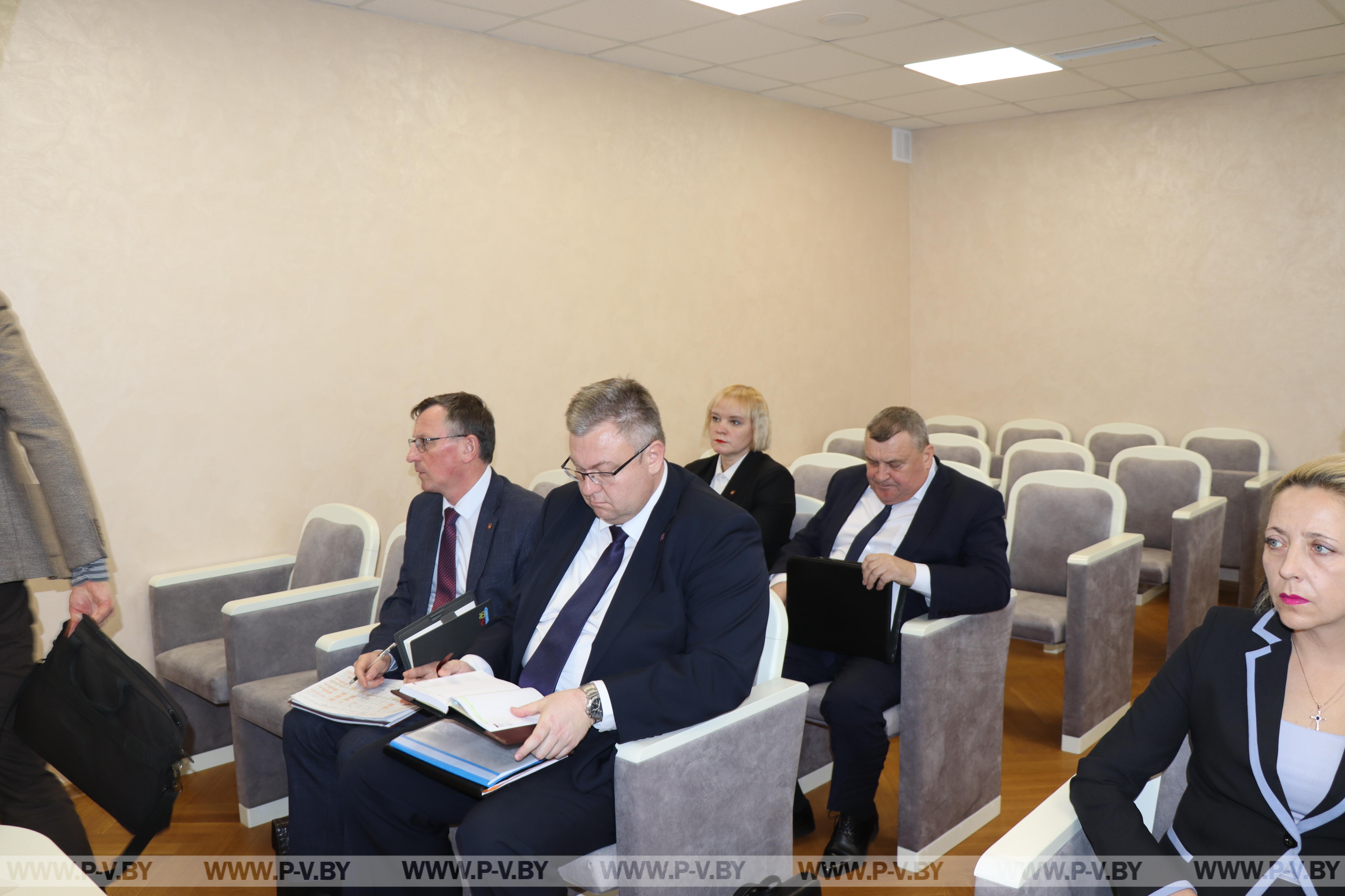 Роман Головченко: «Ключ к развитию Пинска – промышленное развитие»