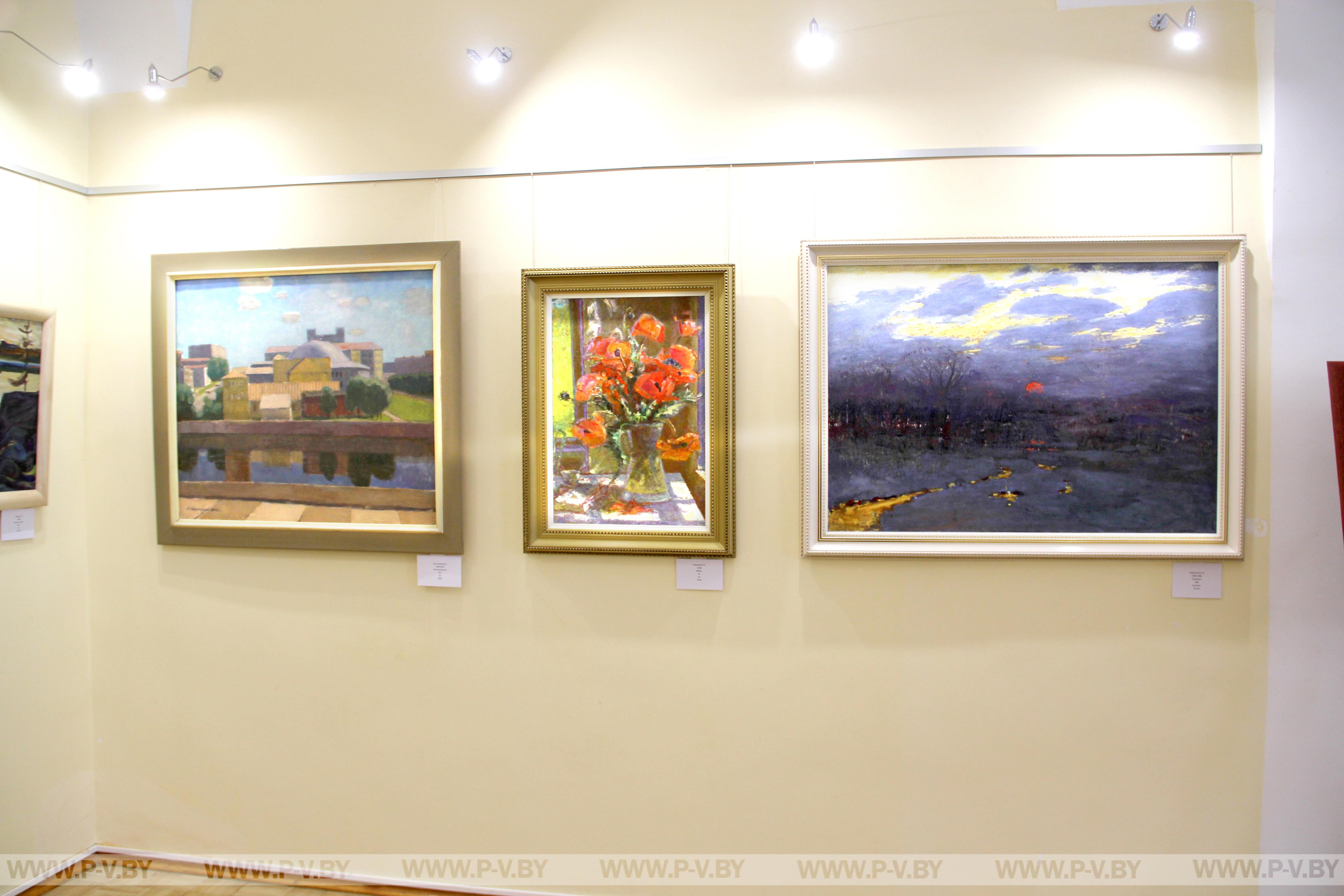 В Музее Белорусского Полесья открылась выставка живописи, акварели и графики из частного собрания Николая Дудко