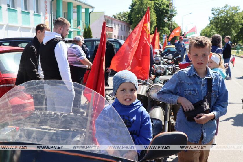 В День Победы в Пинском районе прошел масштабный автопробег