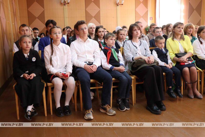 В районном Центре детей и молодежи прошел праздник под названием «От каждого искорка – вместе костер»