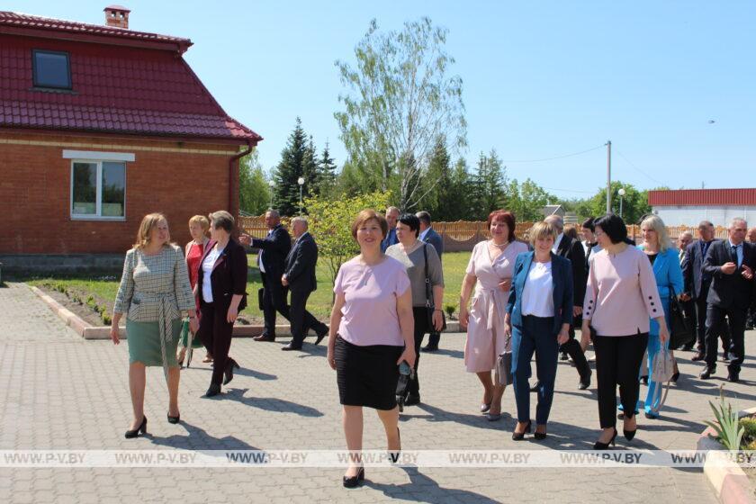 Выездное заседание президиума Брестского областного Совета депутатов прошло в Пинском районе