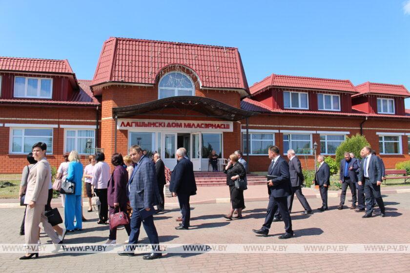 Выездное заседание президиума Брестского областного Совета депутатов прошло в Пинском районе